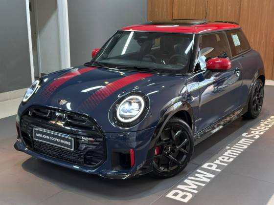MINI COOPER 2.0 16V TWINPOWER GASOLINA JOHN COOPER WORKS 2P STEPTRONIC MINI COOPER 2.0 16V TWINPOWER GASOLINA JOHN COOPER WORKS 2P STEPTRONIC